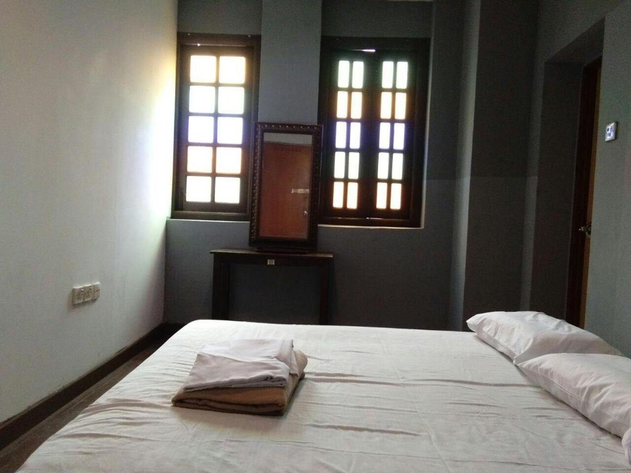 Travellers Lodge Kuala Lumpur Exterior photo
